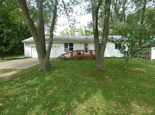 1821 Broadway St, Niles, MI 49120
