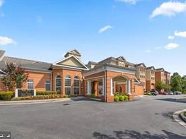 400 Symphony Cir Unit 246D, Cockeysville, MD 21030