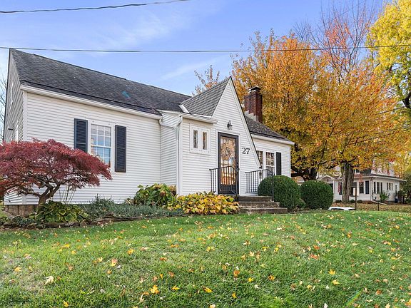 2nd image of 27 Woodland Ave