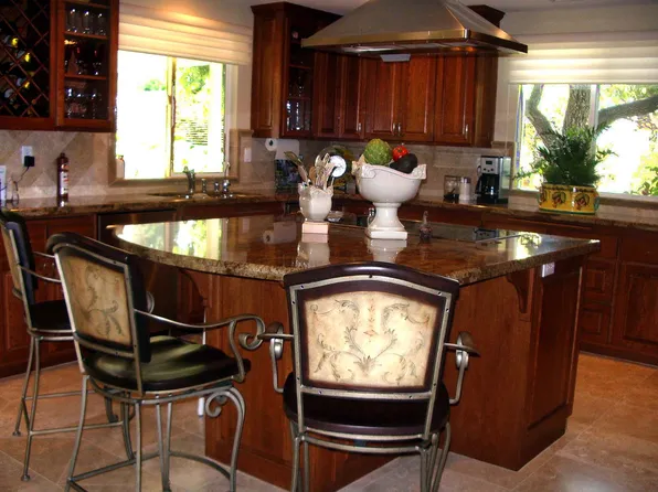 16902 Via De Santa Fe #12, Rancho Santa Fe, CA 92091