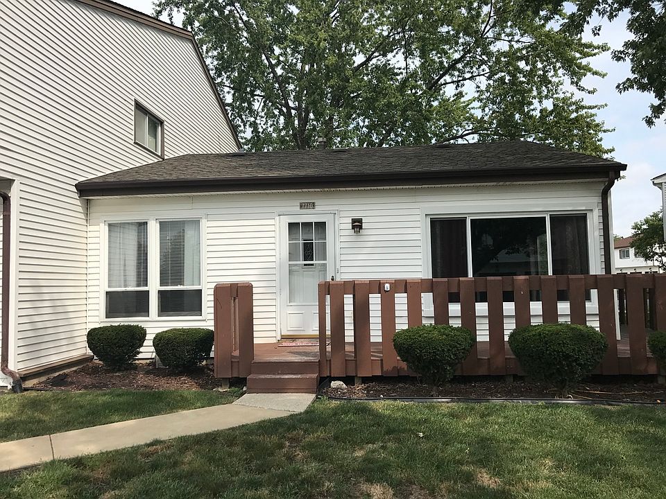 1st image of 7710 W Grovewood Ln #A