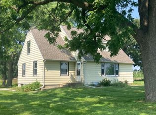 15214 104th St, Bristol, WI 53104
