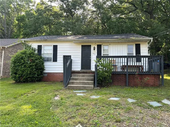 619 Spring Garden Cir, High Point, NC 27260