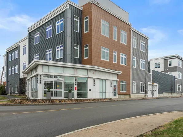 60 Cross St E #328, Somerville, MA 02145