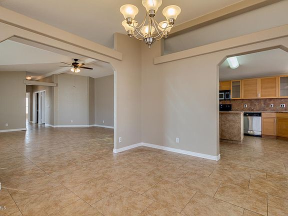 3rd image of 14306 S Padres Rd