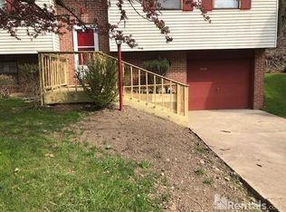 2620 Kenn St, Pittsburgh, PA