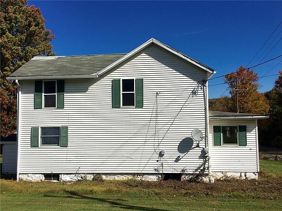 3rd image of 229 Helena St