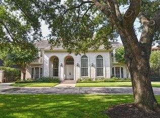 5318 Valerie St, Bellaire, TX 77401