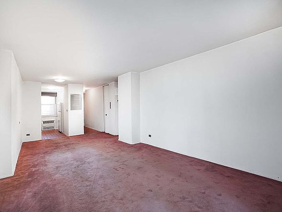 4th image of 100 W 94th St APT 7D