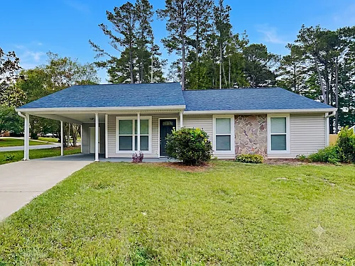 2 Silverwood Dr Photo 1