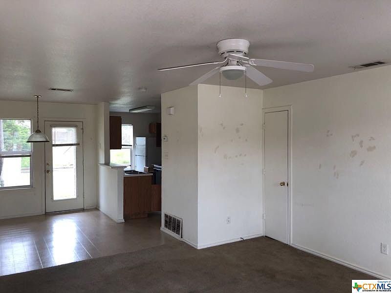 2nd image of 5809 Redstone Dr