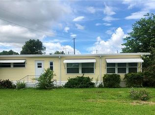 6001 Ridgewood Dr, Zephyrhills, FL 33542