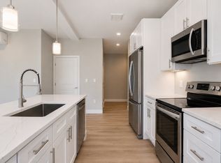 298 Main St #3A, Yarmouth, ME 04096