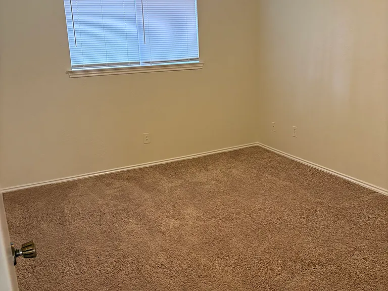 1110 Paluxy Ct — Photo 22
