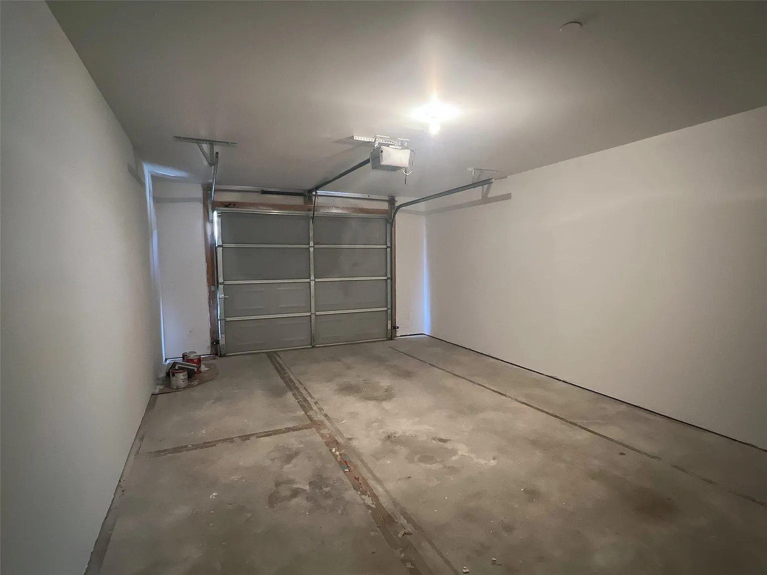 3 bed, 2.5 bath, 1443 sqft, $1,800 — Photo 4