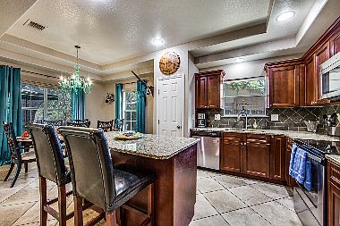 1st image of 9035 Wellesley Manor Dr