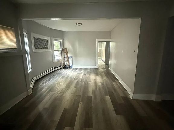 4th image of 181 N Munn Ave #5C