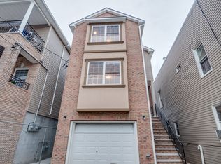 71 W 21st St, Bayonne, NJ 07002