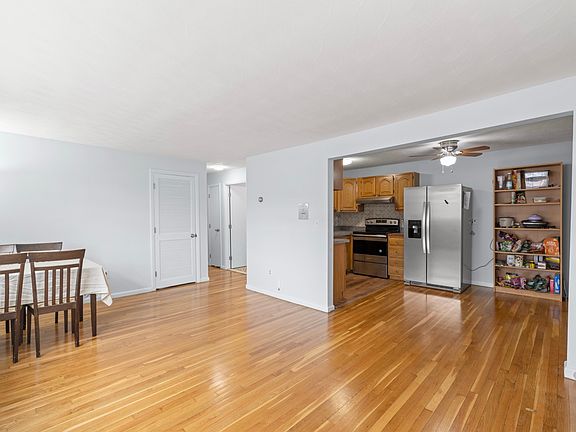 4th image of 59 Bynner St APT 5