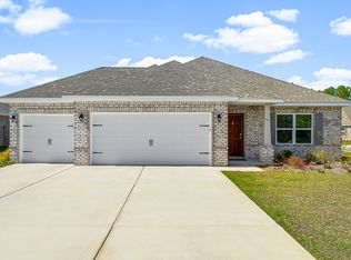 345 Polaris Pl, Freeport, FL 32439