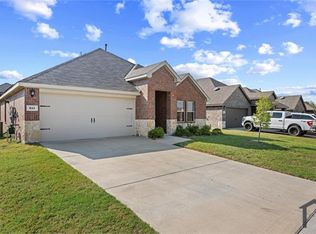 217 Redbarn Ln, Caddo Mills, TX 75135