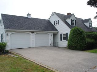 25 Gerrish Island Ln, Kittery Point, ME 03905