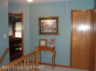 92 Grand Mesa Dr, Effort, PA 18330