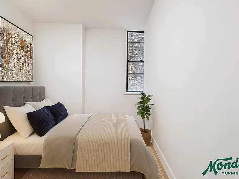 236 W 15th St #26 — Photo 7