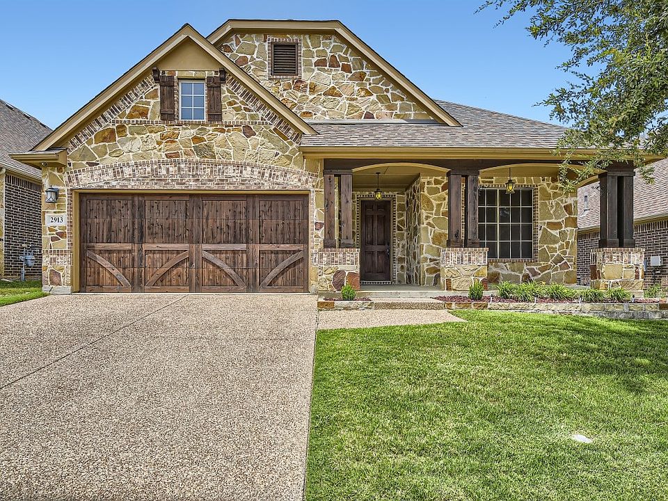 1st image of 2913 Bella Lago Dr