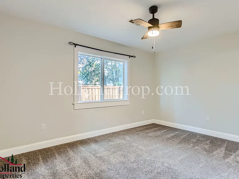 3257 NE Brogden St — Photo 23