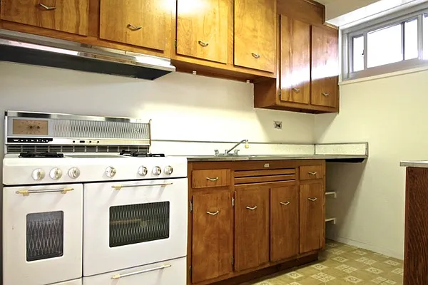 Sold by Cicada International LLC | media 15