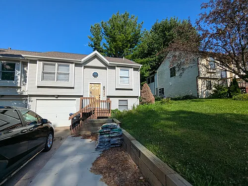 2047 S Ridge Dr Photo 1