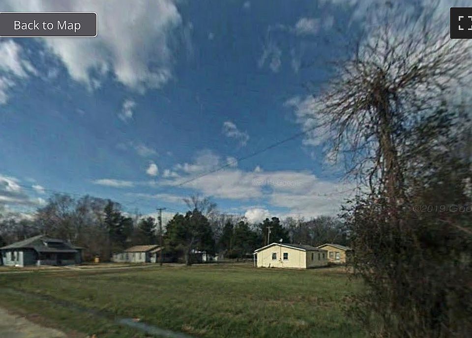 1st image of 278 Oak St