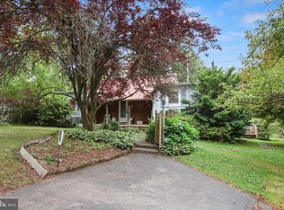 2221 Trolley Rd, York, PA 17408