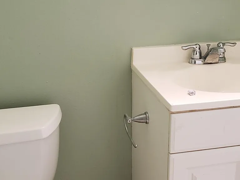 2908 6th Avenue Dr E — Photo 13