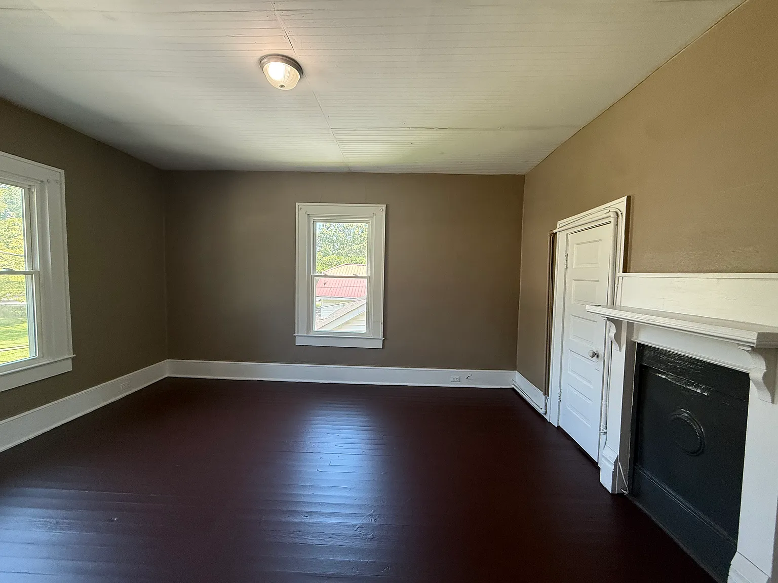 3 bed, 1100 sqft, $875 — Photo 4