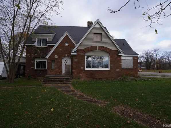 104 Welch Blvd, Flint, MI 48503