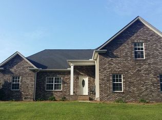 1206 Meeks Cemetery Rd, Burns, TN 37029