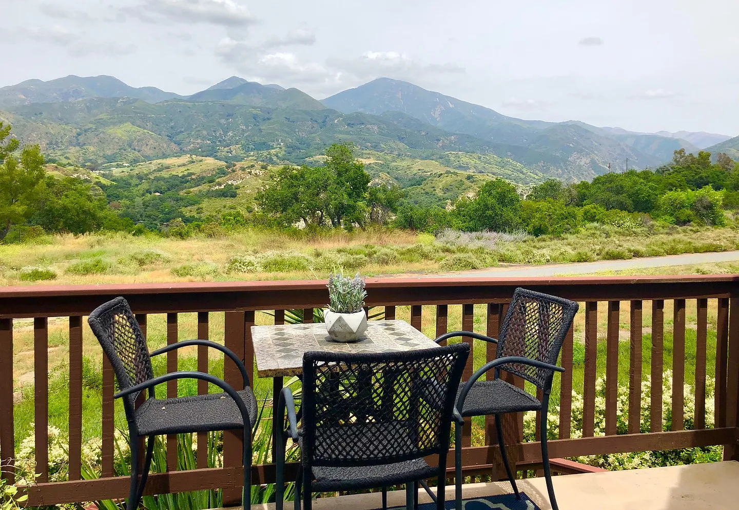 1 Bedroom + Loft Rsm Condo With Amazing View! — Photo 1