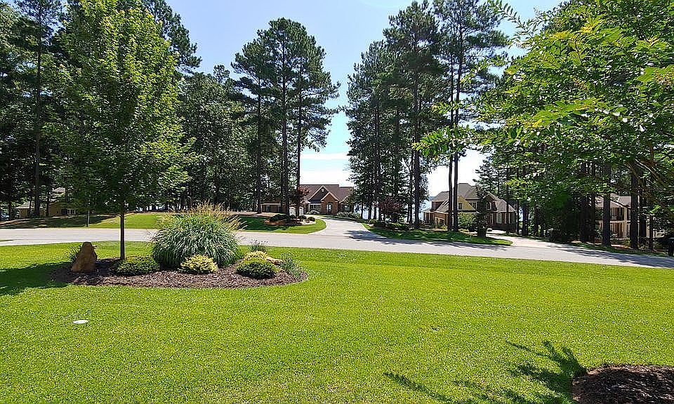2nd image of 216 Nautical Way
