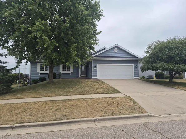 4152 Hawkridge Dr, Janesville, WI 53546