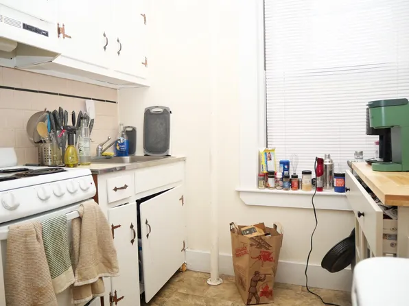 1385 Beacon St #15, Brookline, MA 02446