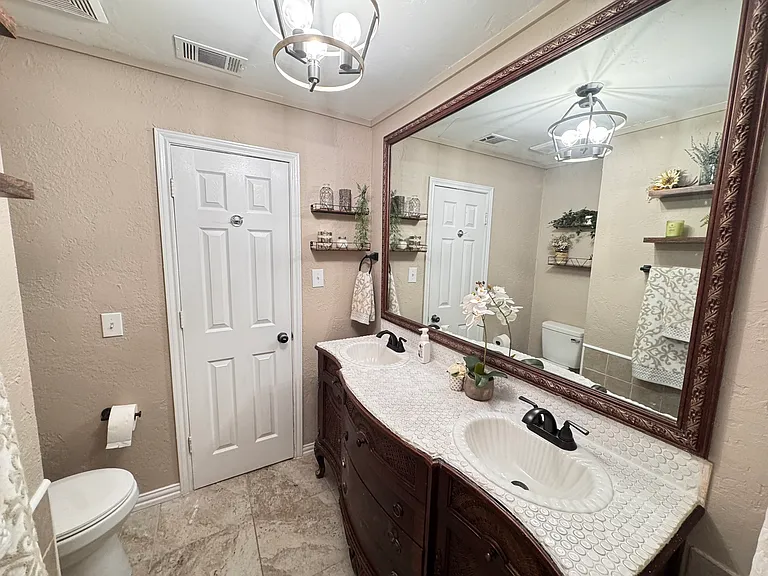 6287 E Pockrus Paige Rd #1/2 — Photo 17