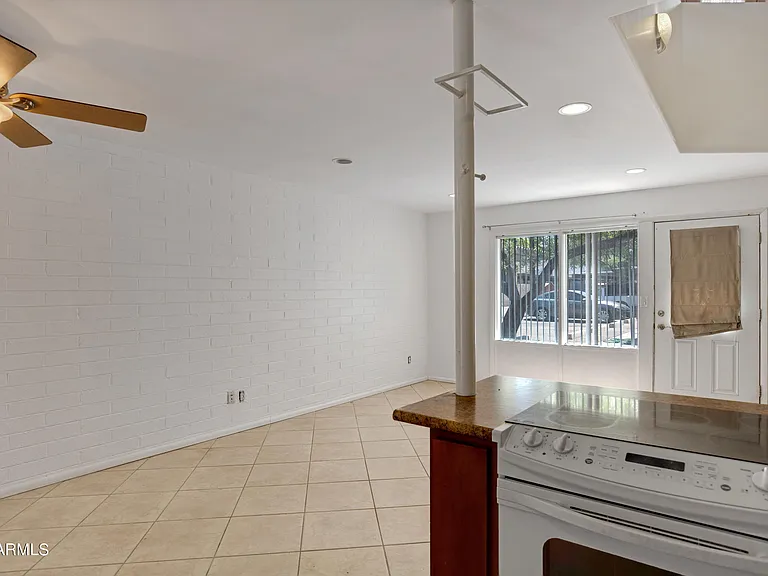 2021 S Granada Dr #10 — Photo 11