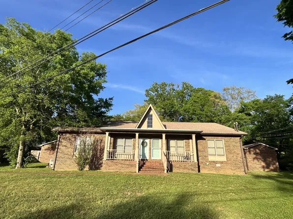 500 Oakwood Dr, Columbia, TN 38401