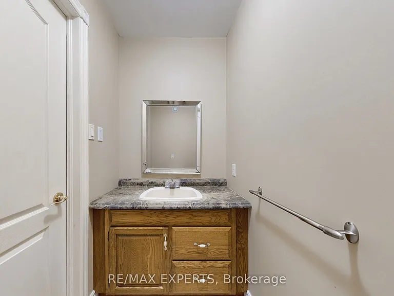 3180 Fleming Blvd — Photo 24