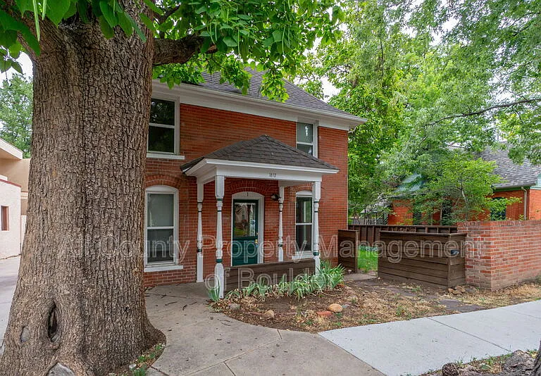 1817 Grove St #3 — Photo 20