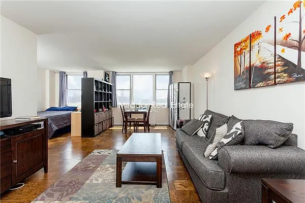 Rented by Mirador Real Estate | media 25