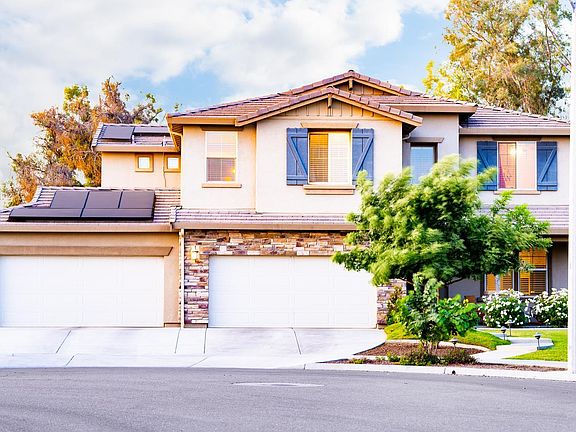 2nd image of 944 W Quail Rock Way