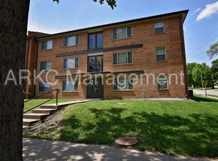 7012 Cleveland Ave, Kansas City, MO 64132